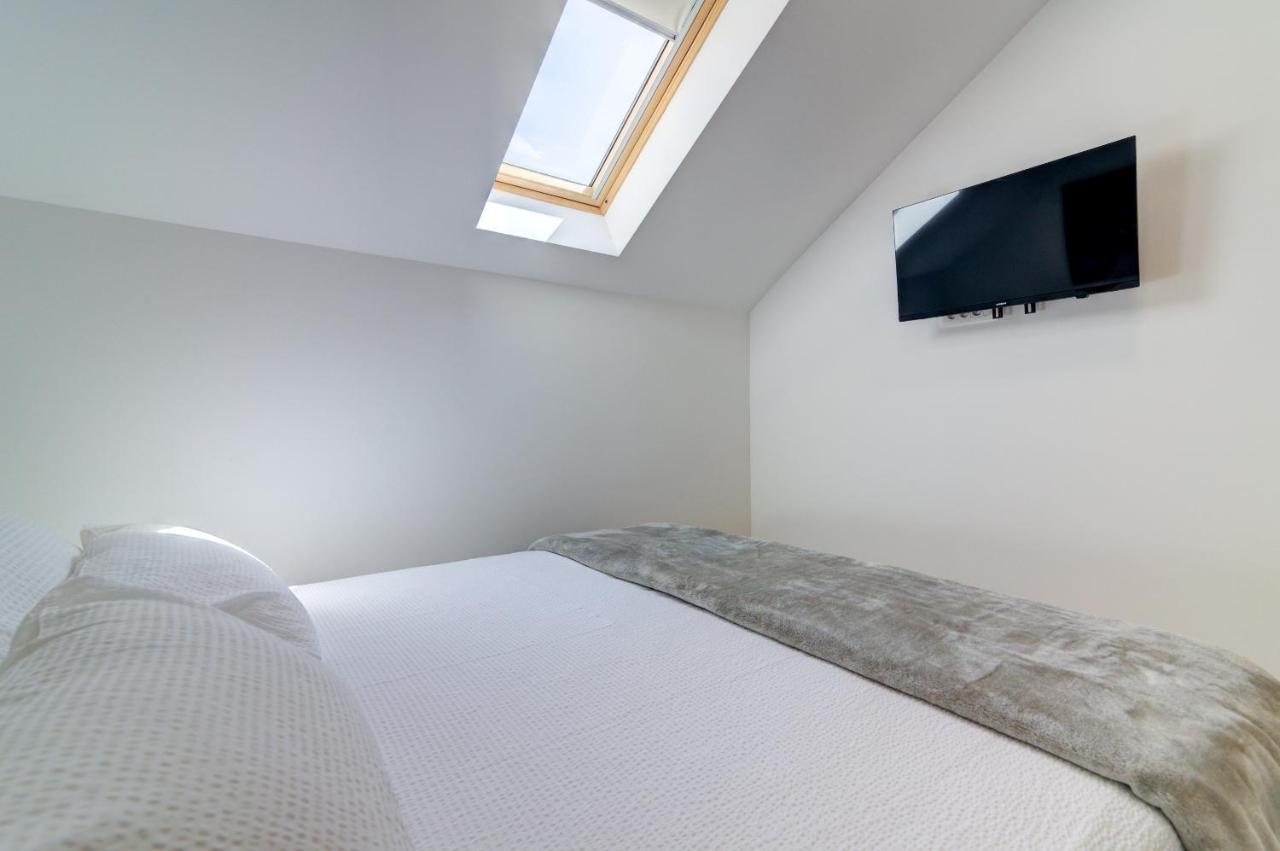 Rote Zora Apartment เซนญ์ ภายนอก รูปภาพ