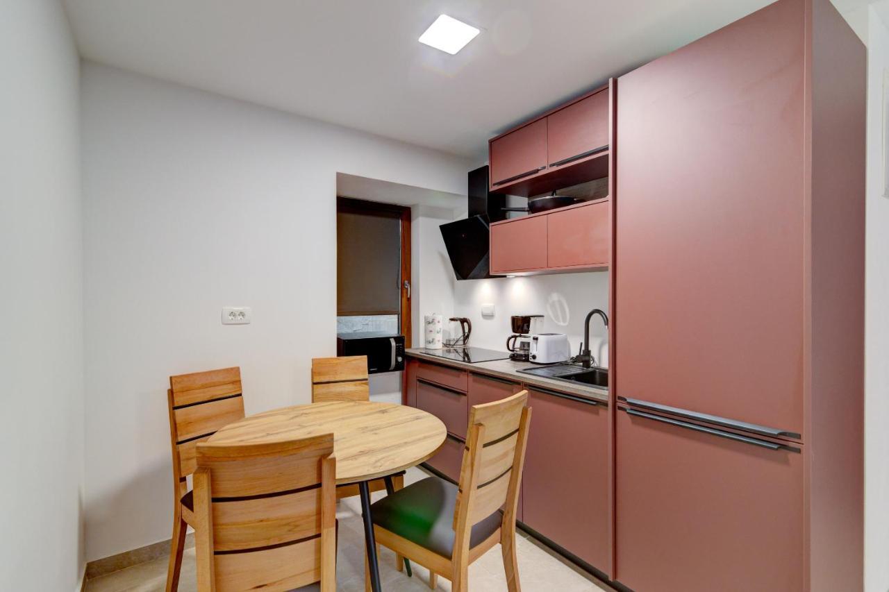 Rote Zora Apartment เซนญ์ ภายนอก รูปภาพ