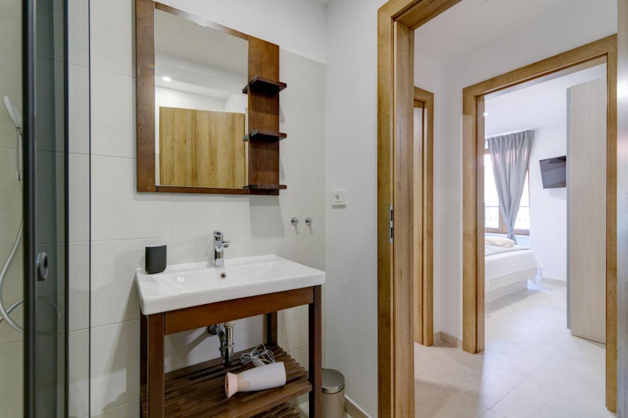 Rote Zora Apartment เซนญ์ ภายนอก รูปภาพ